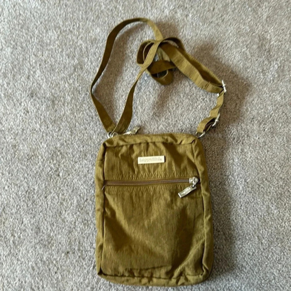 Baggallini Convertible Crossbody Bag Fanny Pack Wallet Crinkle Nylon EUC